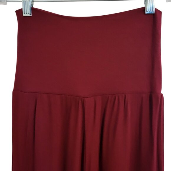 LOVE CULTURE | Red Spandex Wide leg Ponte Pants - Picture 5 of 10